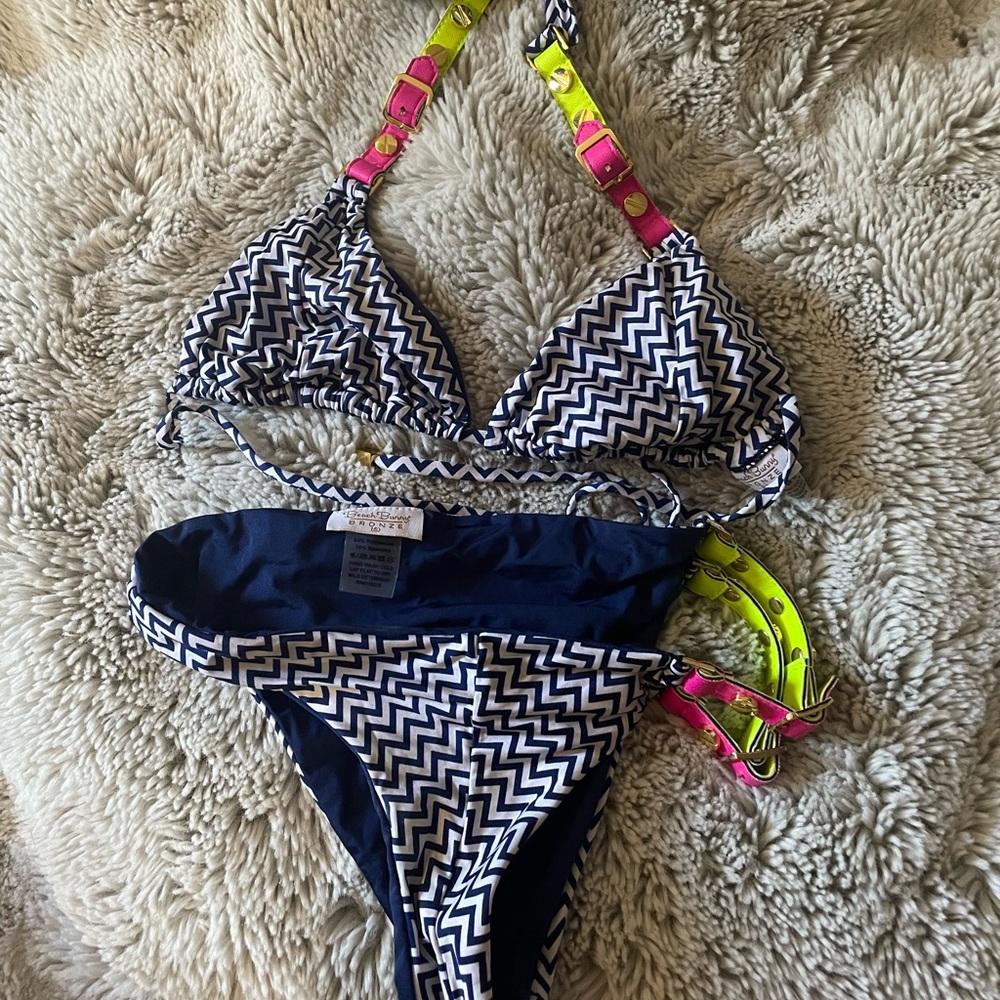 Beach Bunny Bronze Bikini (bottoms are SM, top is LG)